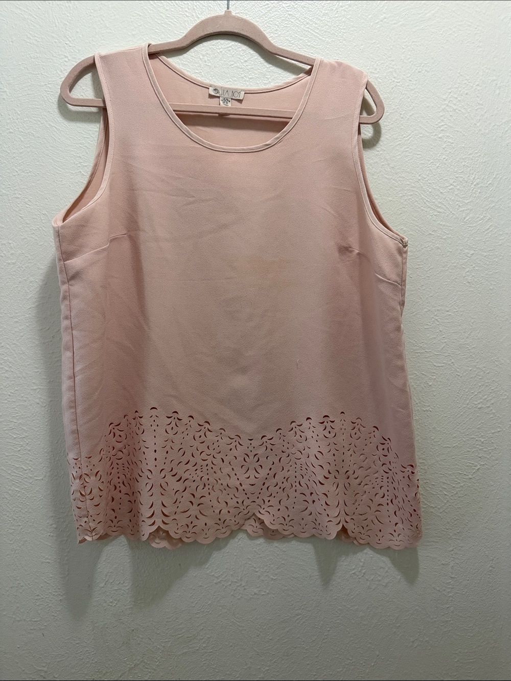 Lila Rose Pale Pink Laser-Cut Hem Sleeveless Tank